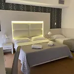 爱神酒店 3*