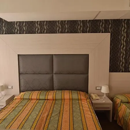 Hotel Eros 3*