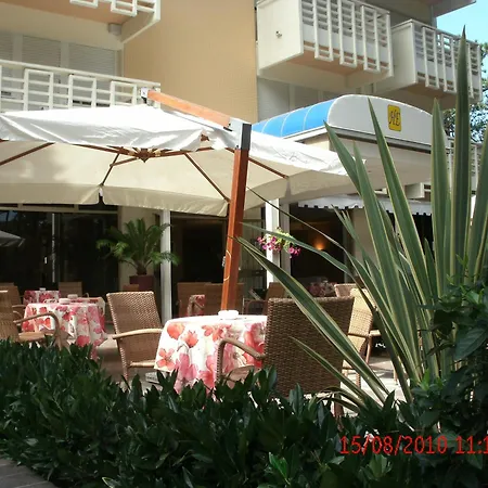 Eros Lignano Sabbiadoro