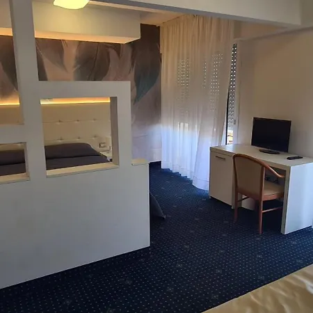 Hotel Eros