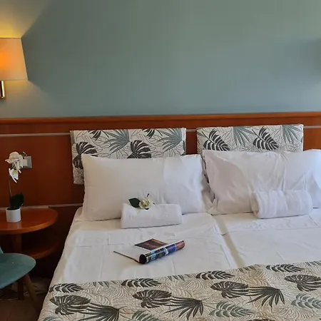 Hotel Eros 3*