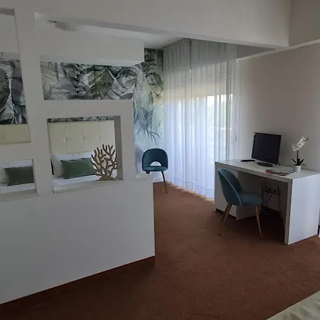 Eros لينانو سابيادورو