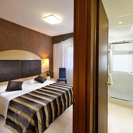Hotel Eros 3*