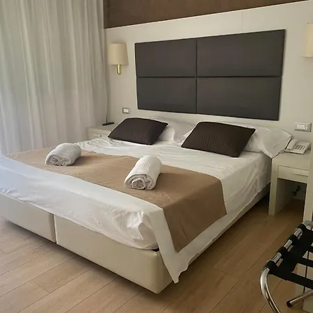 Hotel Eros