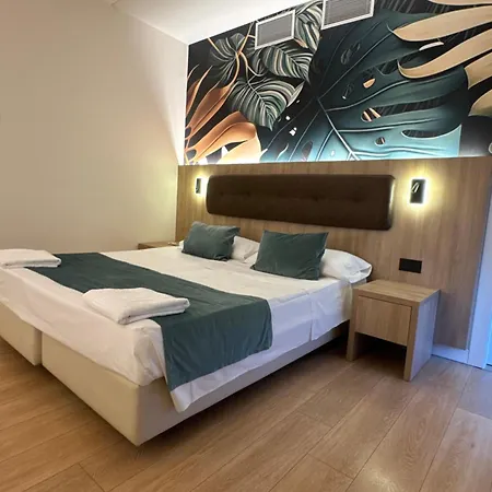 Hotel Eros 3*