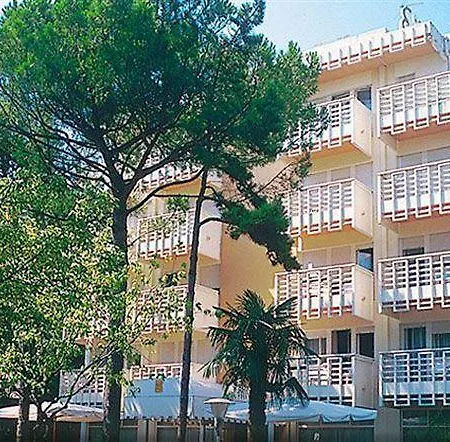 Отель Eros Линьяно-Саббьядоро