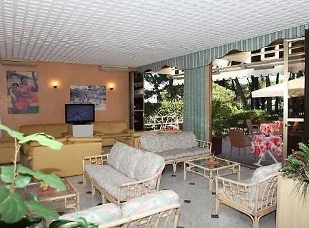 Hotel Eros