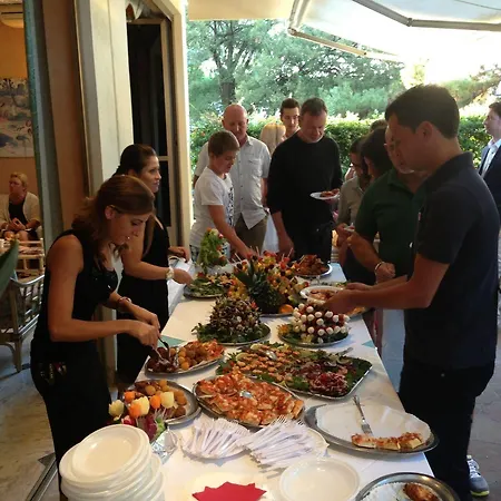 Eros Отель Линьяно-Саббьядоро